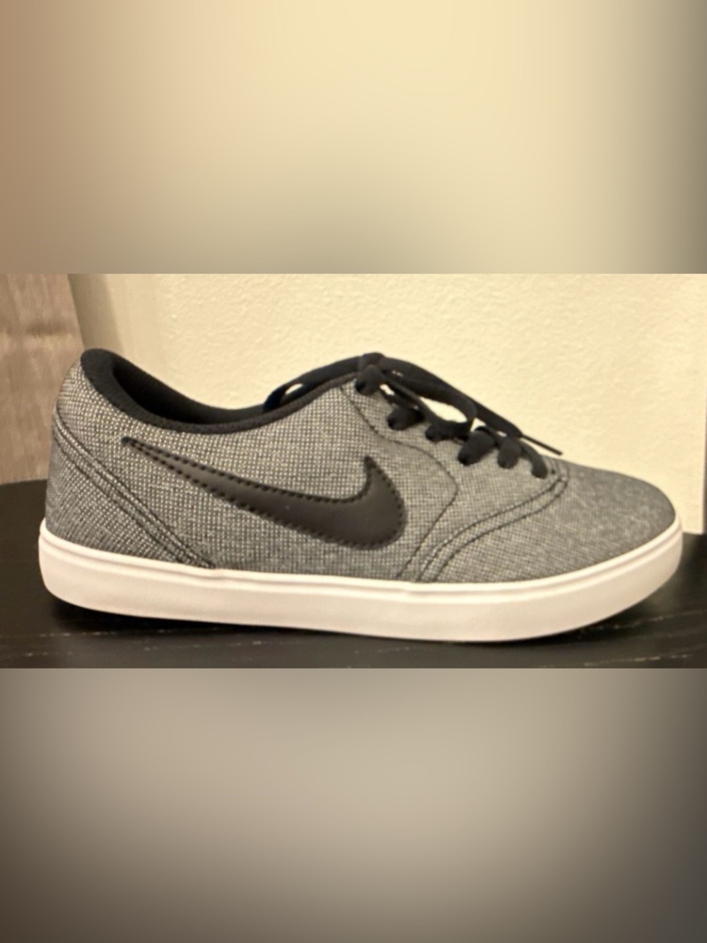 Nike Kids SB Check Canvas Sneakers in Black-White-Photo Blue
